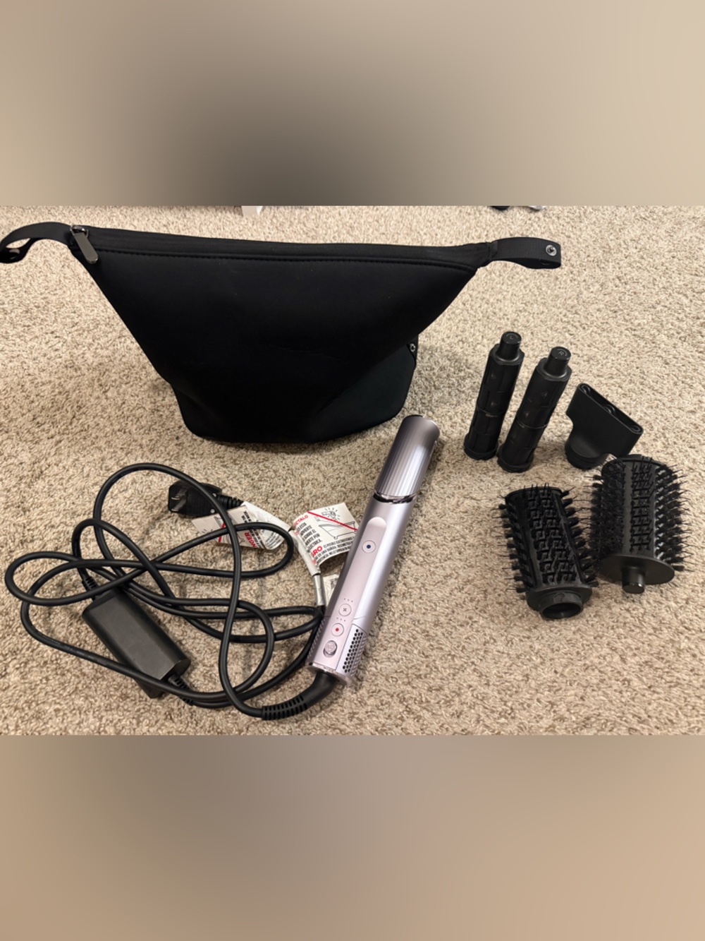 Shark Flexstyle blow dryer with attachments!